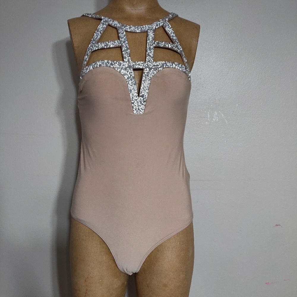 One piece top